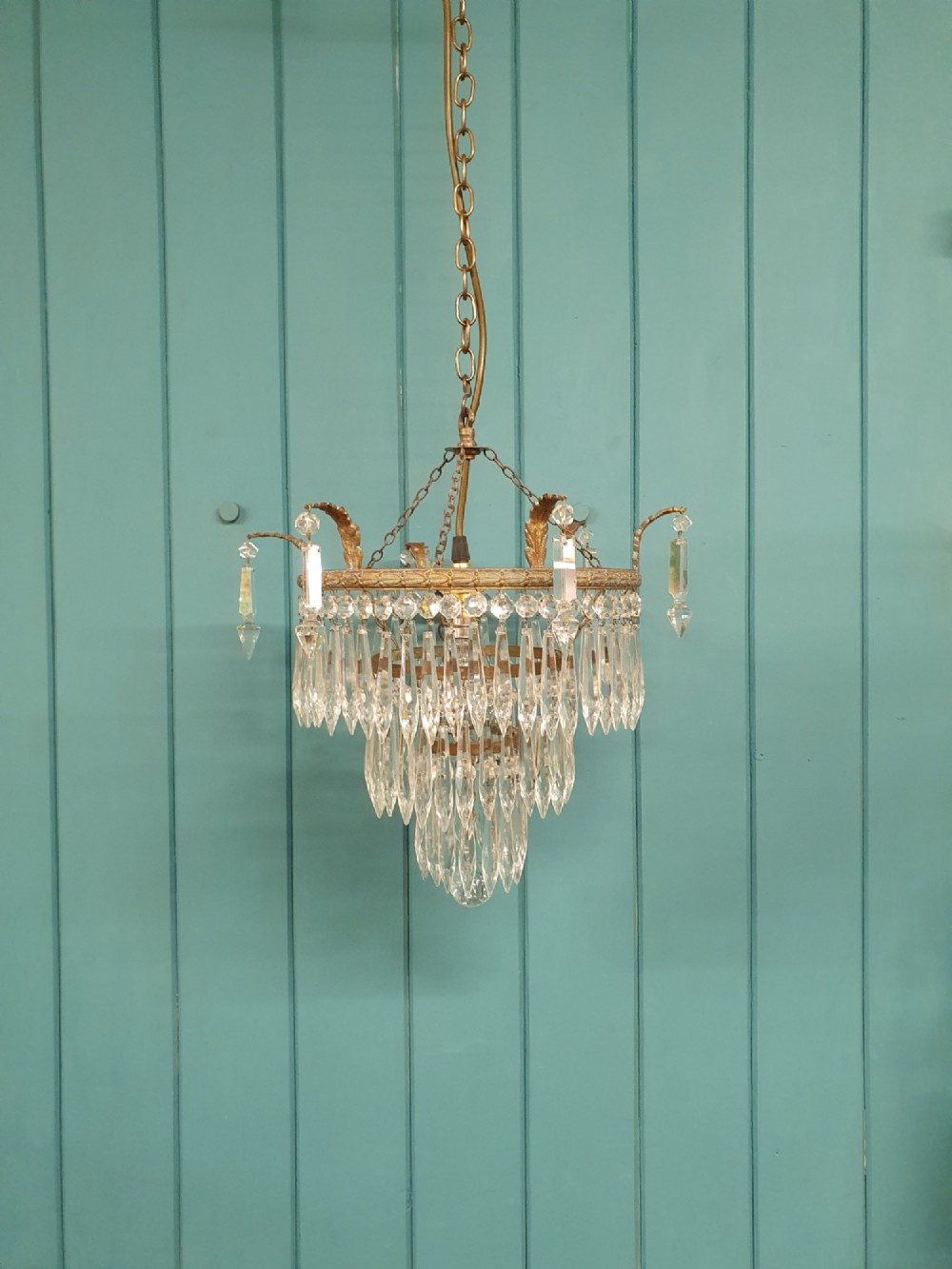 Antiques spike chandelier 13