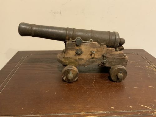 Cannon English Man of War’s Main Deck Cannon