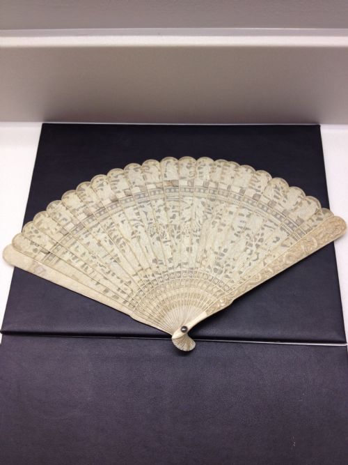 MAGNIFICENT (LACE QUALITY) CHINESE IVORY FAN CANTONESE View III