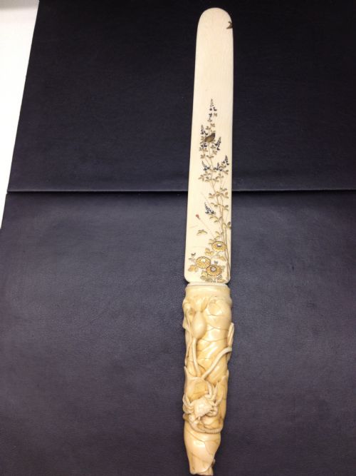 FABULOUS JAPANESE IVORY SHIBAYAMA PAGE TURNER MEIJI PERIOD 1868-1912 View II