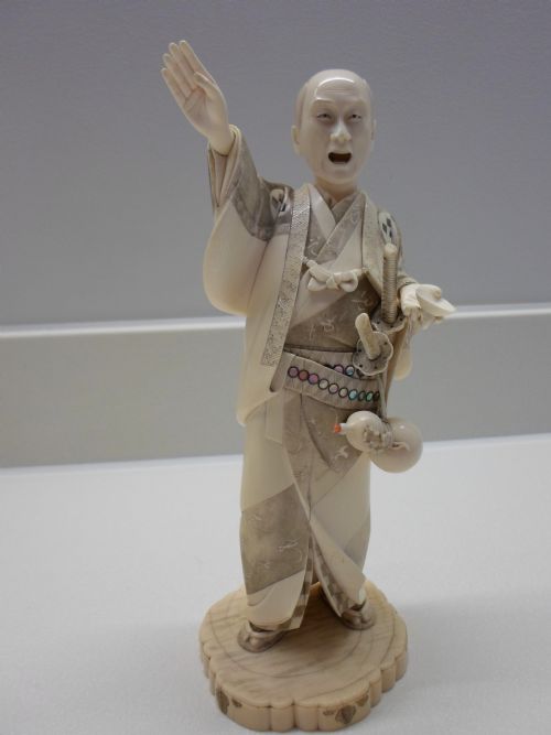 Superb Quality Japanese Ivory /Shibayama Okimono Signed Gyokusui