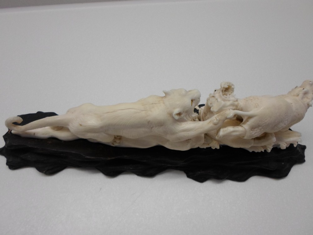 FANTASTIC JAPANESE IVORY OKIMONO LION AND HIPPOPOTAMUS GROUP  View VII