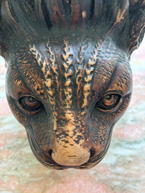 LARGE LATE 18TH CENTURY CARVED WALNUT TIGER HEAD - ADDITIONAL PHOTO 1