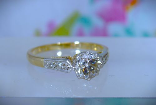 ANTIQUE ART DECO 18 CT YELLOW GOLD AND PLATINUM DIAMOND SOLITAIRE RING - ADDITIONAL PHOTO 2