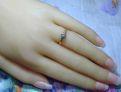 ANTIQUE ART DECO 18 CT YELLOW GOLD AND PLATINUM DIAMOND SOLITAIRE RING - ADDITIONAL PHOTO 3