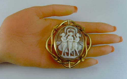 ANTIQUE VICTORIAN THREE GRACES LARGE CAMEO REVERSABLE LOCKET BROOCH - ADDITIONAL PHOTO 2