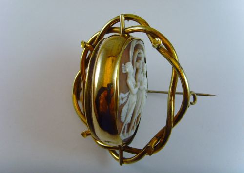 ANTIQUE VICTORIAN THREE GRACES LARGE CAMEO REVERSABLE LOCKET BROOCH - ADDITIONAL PHOTO 5
