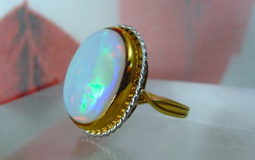 RESERVED FOR CAROLINE VINTAGE MIDCENTURY 18K YELLOW GOLD LARGE 95 CT NATURAL OPAL RING - ADDITIONAL PHOTO 4