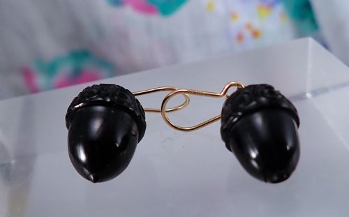 SOLD ANTIQUE VICTORIAN WHITBY JET ACORN EARRINGS ON 9CT GOLD WIRES - ADDITIONAL PHOTO 2