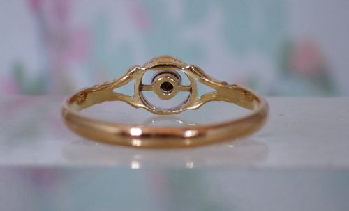 ANTIQUE ART DECO HALO DIAMOND SOLITAIRE 18 CT GOLD RING - ADDITIONAL PHOTO 1
