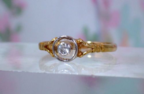 ANTIQUE ART DECO HALO DIAMOND SOLITAIRE 18 CT GOLD RING - ADDITIONAL PHOTO 2