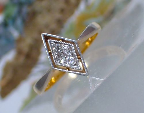 VINTAGE ORIGINAL ART DECO QUALITY 4 DIAMOND 18CT YELLOW GOLD AND PLATINUM RING - ADDITIONAL PHOTO 1
