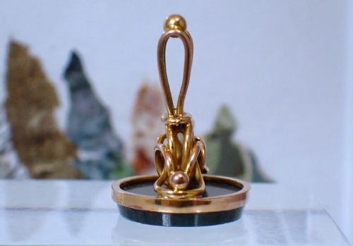 ANTIQUE 9CT GOLD BLOODSTONE INTAGLIO FOB SEAL PENDANT - ADDITIONAL PHOTO 4