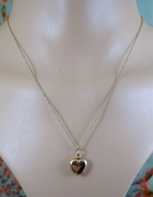 fig 2. Antique Edwardian 15ct heart shape gold locket and chain