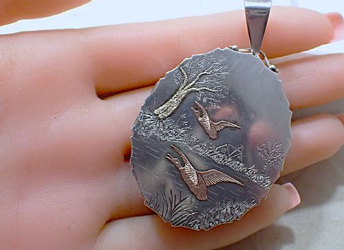 RESERVED FOR EVIEANTIQUE VICTORIAN STERLING SILVER LOCKET WITH 9CT ROSE AND YELLOW GOLD BIRD TREE DETAIL - ADDITIONAL PHOTO 3