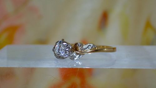 VINTAGE 18 CT YELLOW GOLD BRILLIANT CUT DIAMOND SOLITAIRE RING - ADDITIONAL PHOTO 2