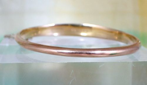 ANTIQUE VICTORIAN 9CT ROSE AND YELLOW GOLD BANGLE - ADDITIONAL PHOTO 8