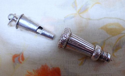 ANTIQUE EDWARDIAN SILVER WHISTLE PENDANT WITH IT'S SILVER CASE - ADDITIONAL PHOTO 3
