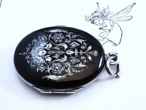 ANTIQUE VICTORIAN LARGE SILVER BLACK ENAMEL AND PEARL LOCKET - ADDITIONAL PHOTO 3