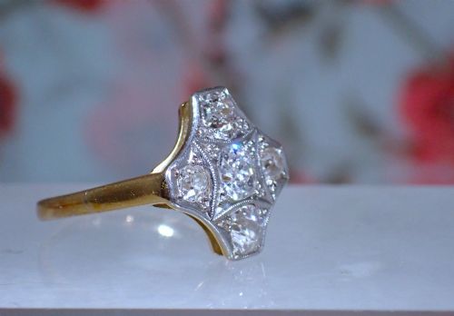 AN ORIGINAL PERIOD ANTIQUE ART DECO 18CT YELLOW GOLD PLATINUM DIAMOND RING - ADDITIONAL PHOTO 2