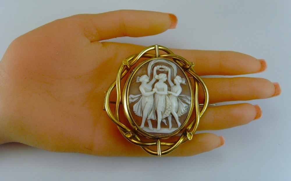 Antique Victorian three graces large Cameo reversable locket brooch View III