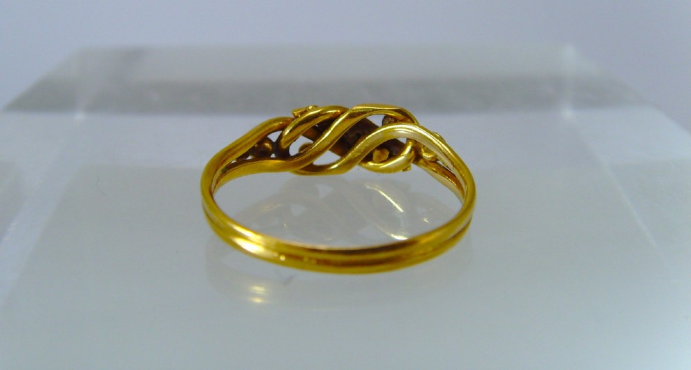 Antique Victorian 18ct gold keeper ring View V