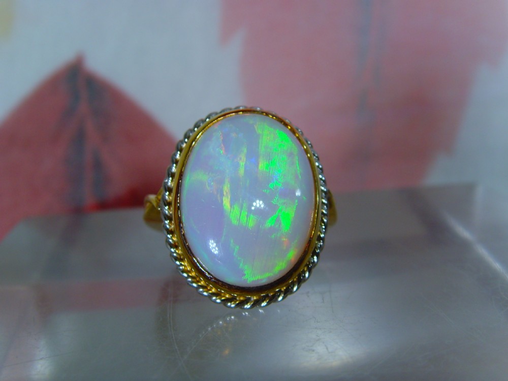 Reserved for Caroline / Vintage mid-century 18k yellow gold large 9.5 ct natural Opal Ring