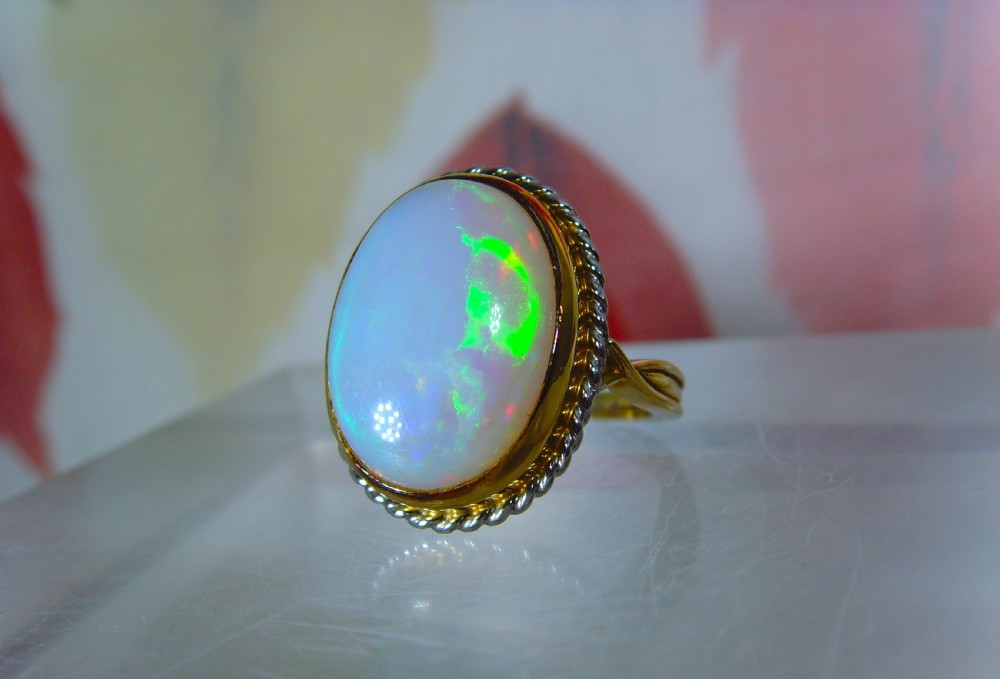 Reserved for Caroline / Vintage mid-century 18k yellow gold large 9.5 ct natural Opal Ring View IX