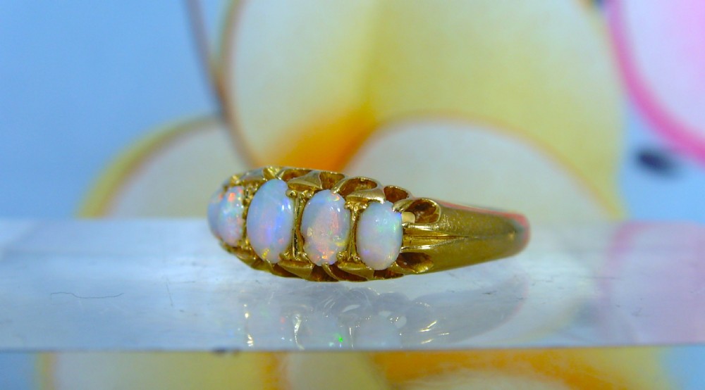 Antique Edwardian natural Opal 18ct gold ring View IV