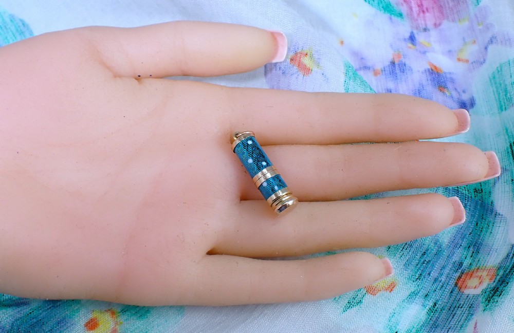 Antique Victorian 9ct gold enamelled miniature pencil View VI
