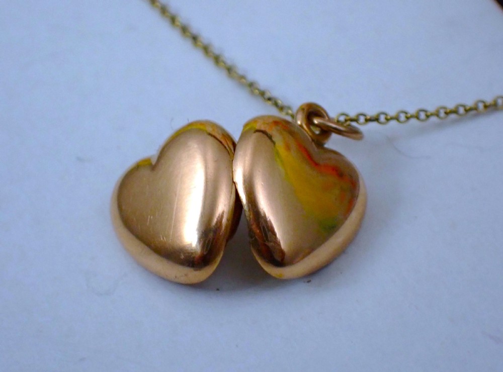 Antique Edwardian 15ct heart shape gold locket and chain View VII