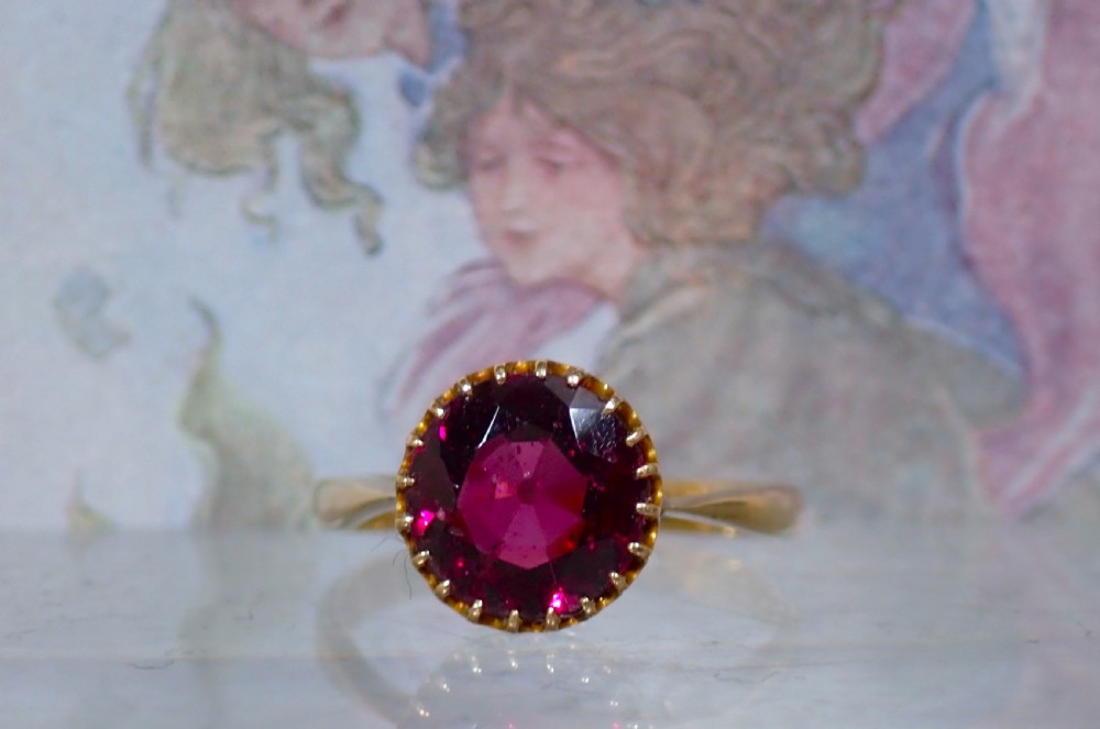Antique Edwardian 9ct yellow gold Almandine Garnet ring View III