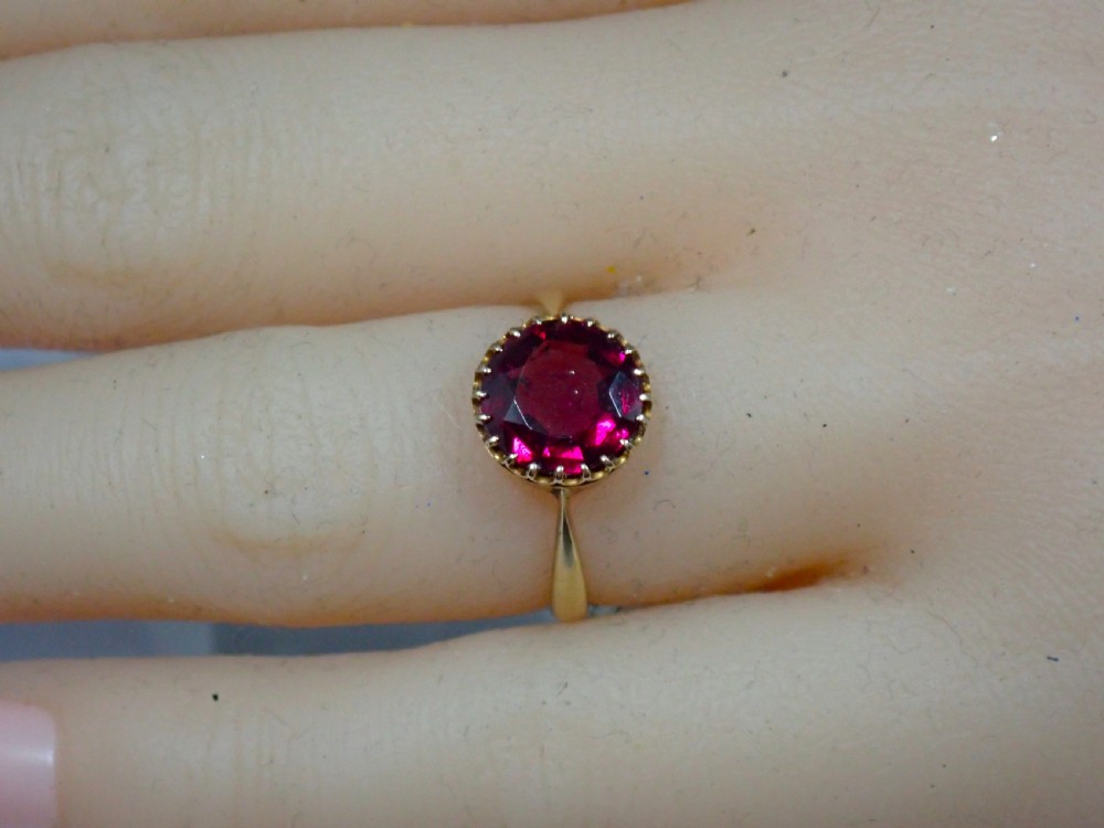 Antique Edwardian 9ct yellow gold Almandine Garnet ring View V