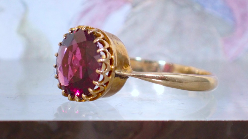 Antique Edwardian 9ct yellow gold Almandine Garnet ring View VIII