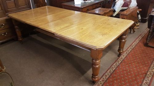 Antique Oak Extending Table