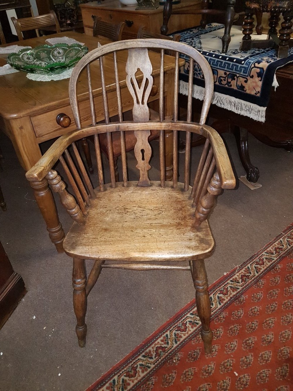 WINDSOR CHAIR 