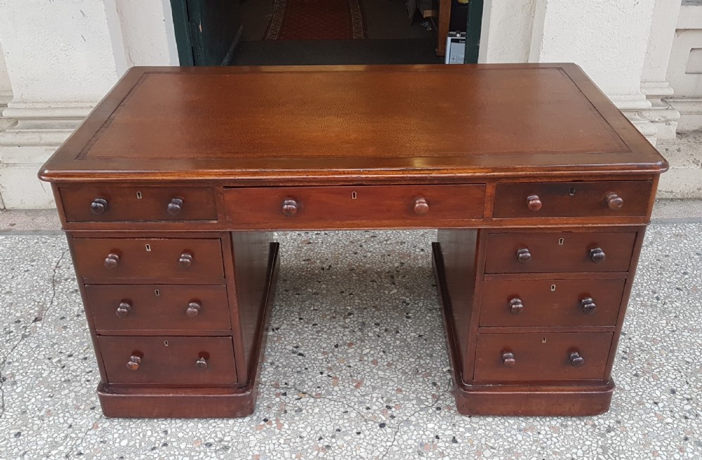 ANTIQUE PEDESTAL DESK