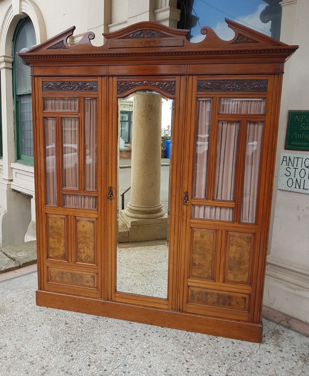 ANTIQUE WARDROBE