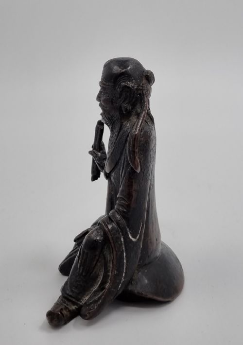 CHINESE MING DYNASTY BRONZE FIGURE OF SCHOLAR - ADDITIONAL PHOTO 4