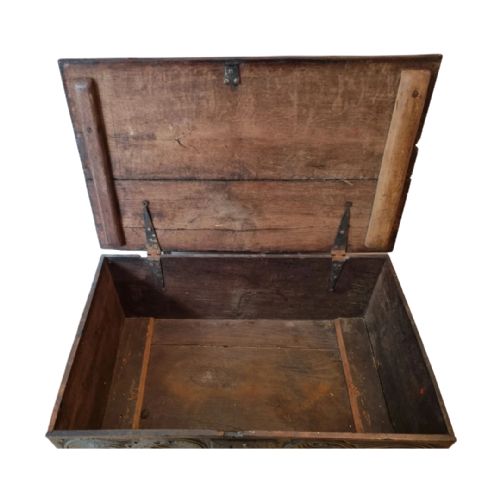 17TH CENTURY CARVED OAK BIBLE BOX - ADDITIONAL PHOTO 5