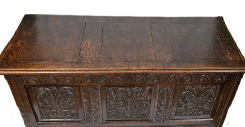 CARVED OAK COFFER LATE 17TH EARLY 18TH CENTURY - ADDITIONAL PHOTO 7