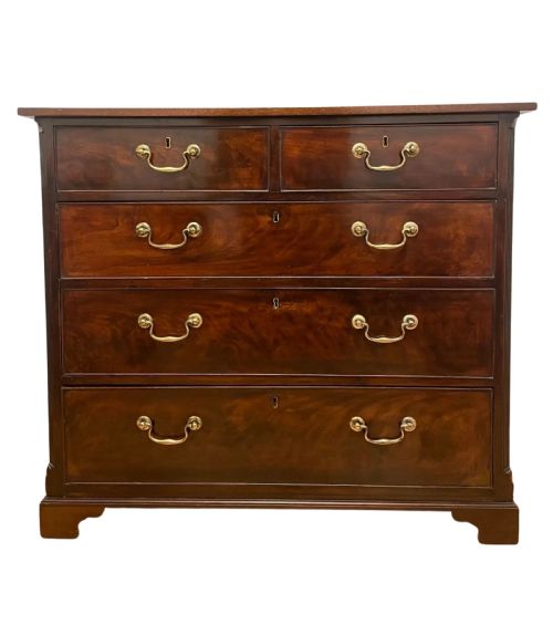 18TH CENTURY GEORGIAN MAHOGANY CHEST OF DRAWERS - ADDITIONAL PHOTO 1