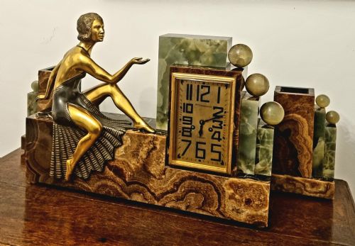 ART DECO CLOCK SET OF CUBIST DESIGN WITH BRONZE LADY CIRCA 1930 - ADDITIONAL PHOTO 6