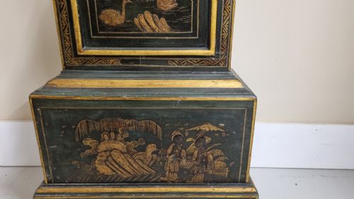 18TH CENTURY LACQUERED JAPANNED LONGCASE CLOCK FROM LONDON CIRCA 1740 - ADDITIONAL PHOTO 5