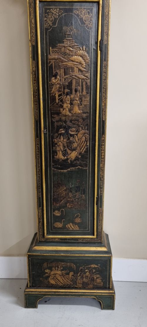 18TH CENTURY LACQUERED JAPANNED LONGCASE CLOCK FROM LONDON CIRCA 1740 - ADDITIONAL PHOTO 6