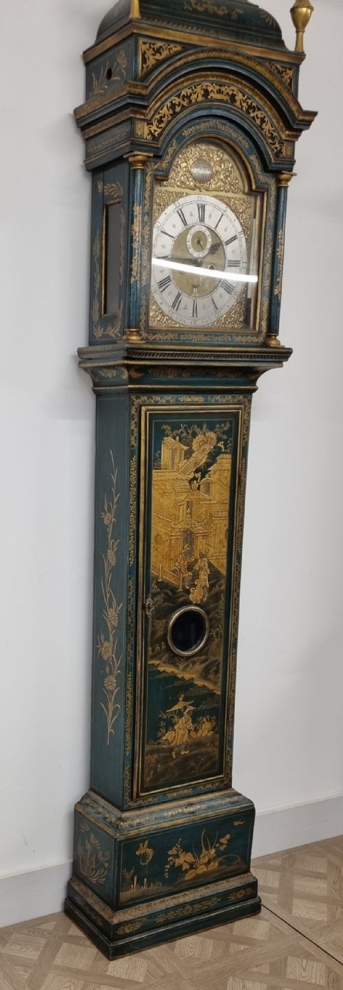 18TH CENTURY GILT LACQUER LONGCASE CLOCK BY WILLIAM KIPLING LONDON CIRCA 1720 - ADDITIONAL PHOTO 3