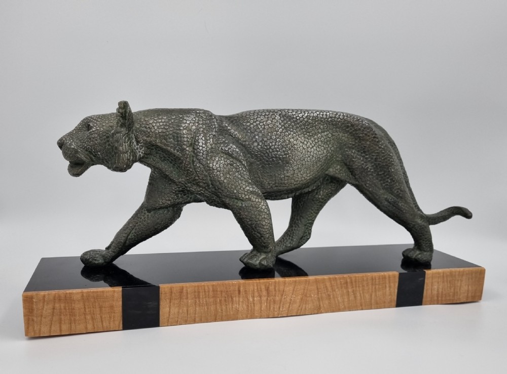 Art Deco Sculpture - Panther View II