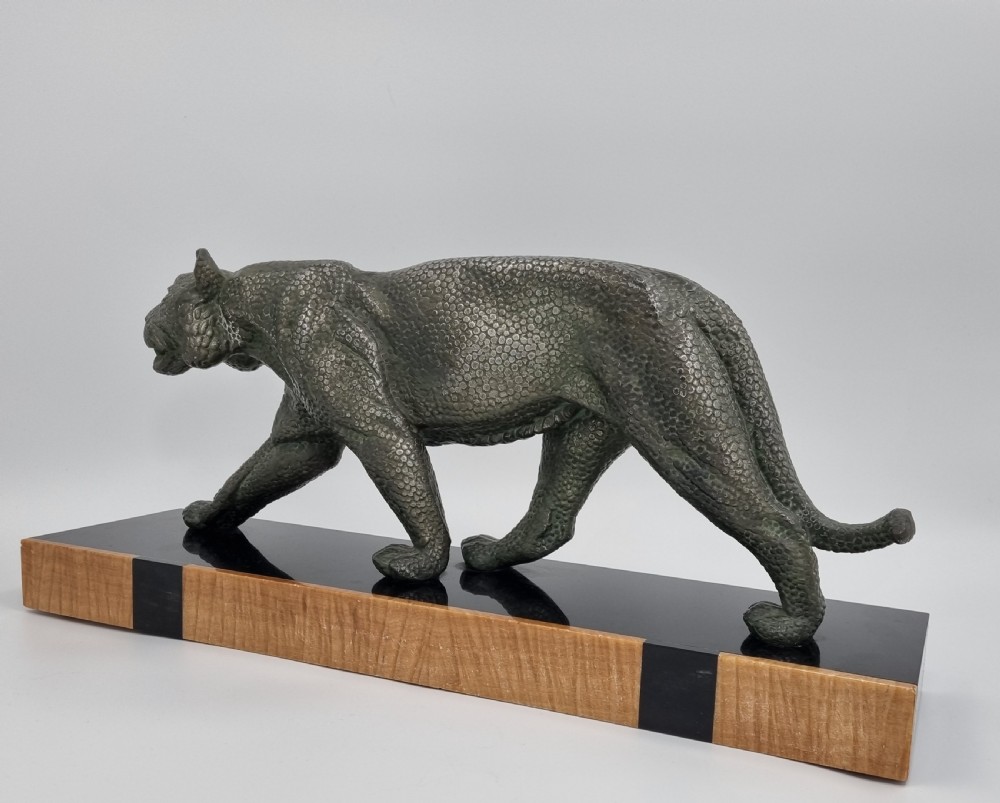 Art Deco Sculpture - Panther View III