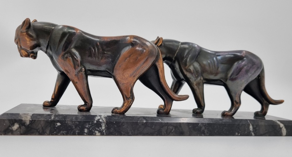 Art Deco Sculpture - two Panthers  View X