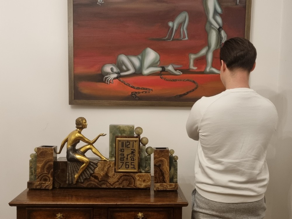 Art Deco Clock Set of Cubist Design with Bronze Lady Circa 1930 View VI